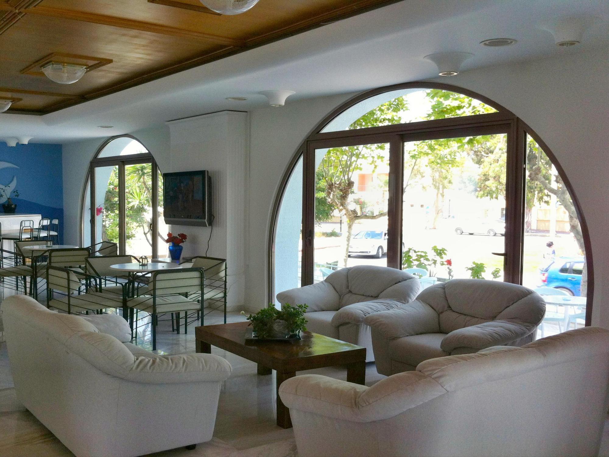 Hotel Bay