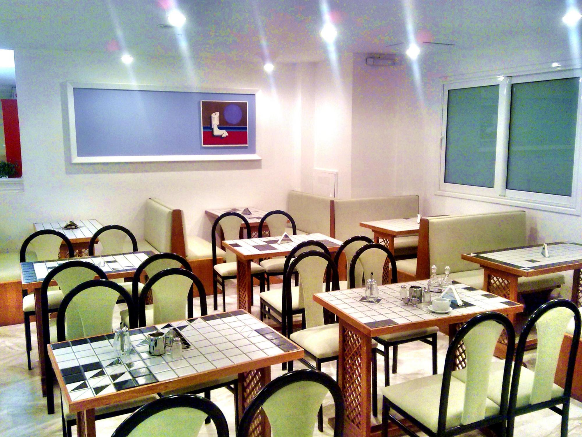 Bay Hotel 2*