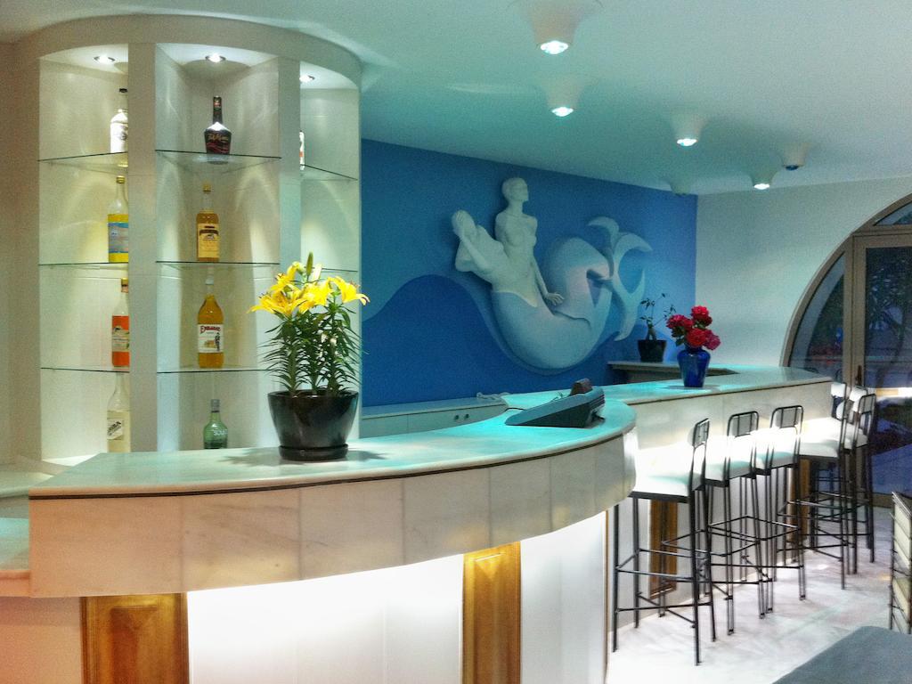 Bay Hotel 2*