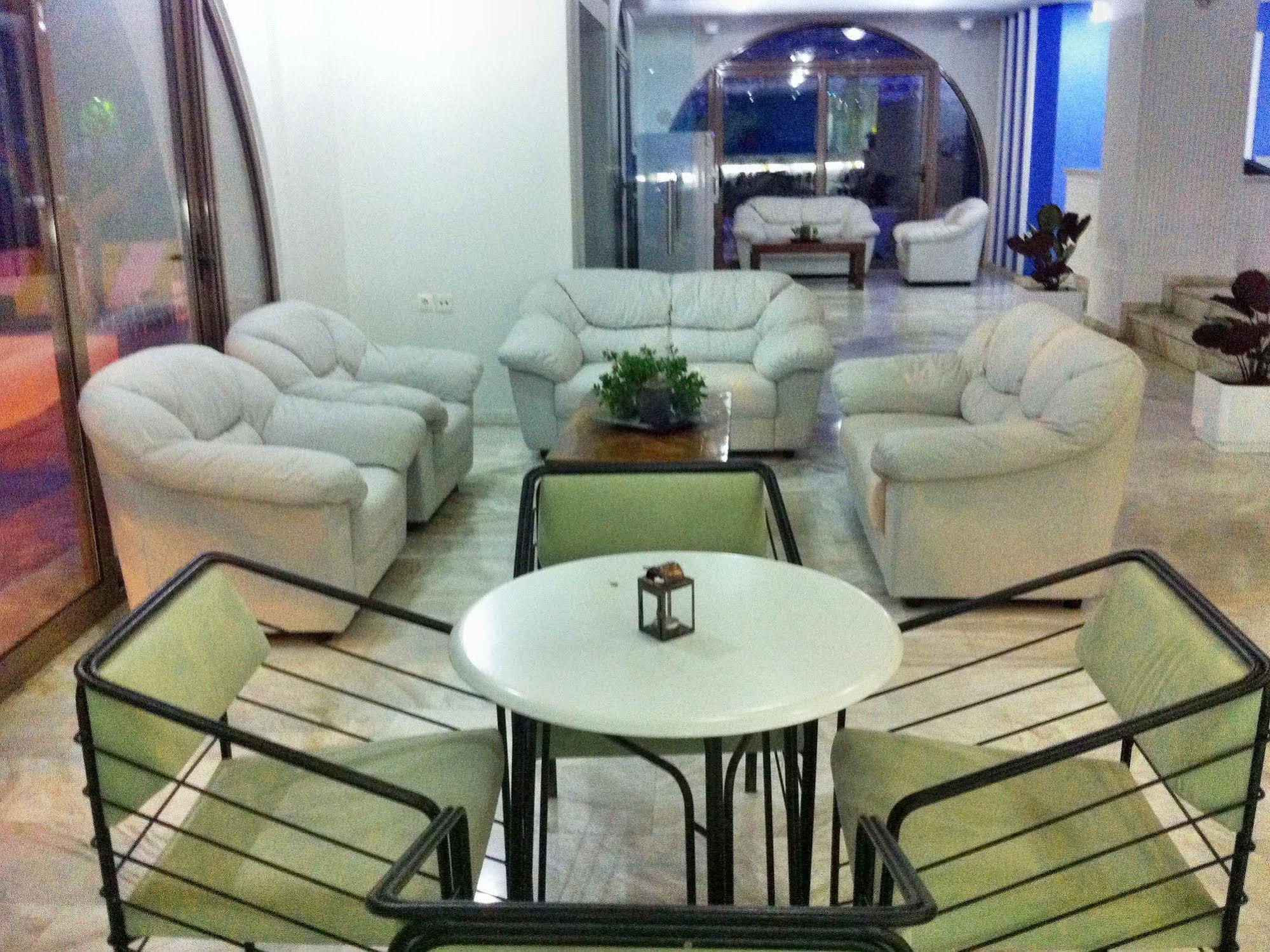 Bay Hotel 2*